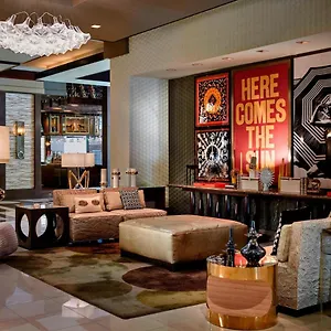 5* Hotel Renaissance Downtown